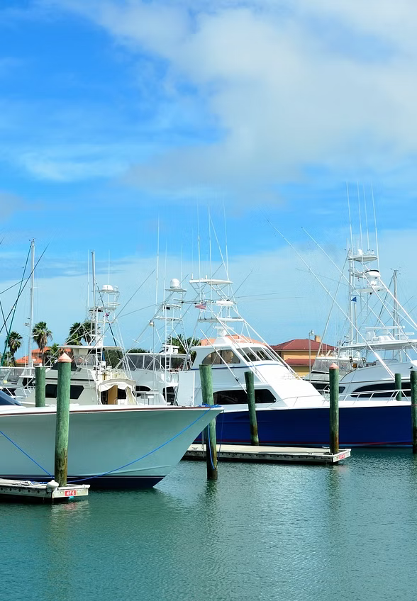 power boat sailboat yacht managment maintenance captain charter