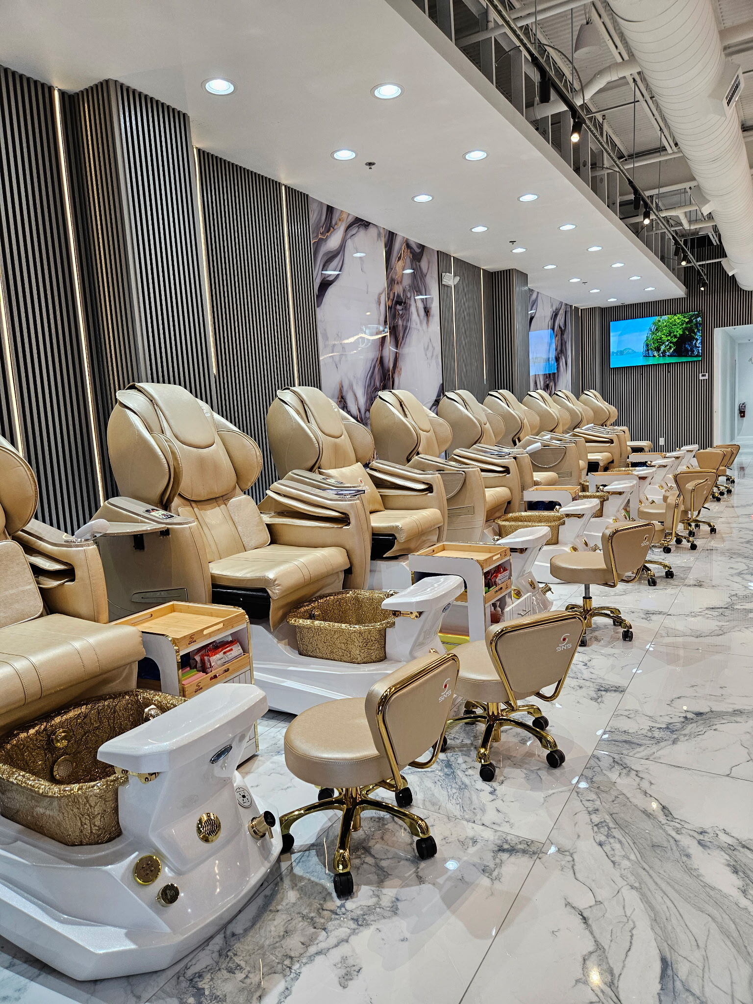 859edaf8 29a3 4d73 947b f5319126c6f3