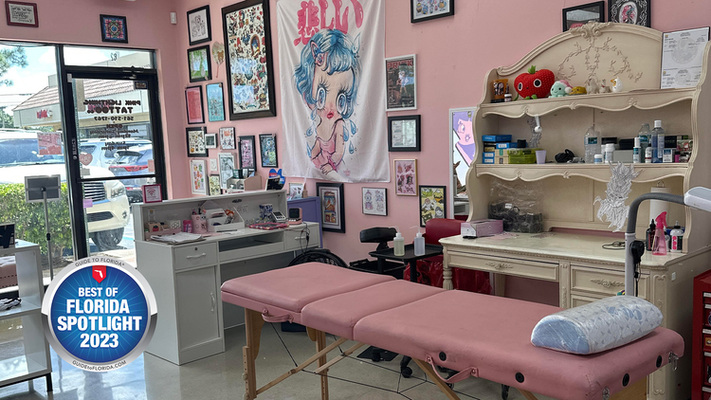 Pink Lightning Tattoo: Winning Hearts with Tattoos for Everyone