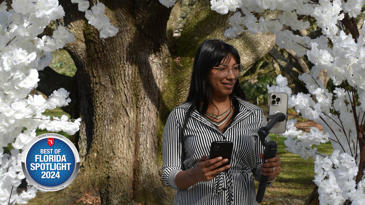 Put Your Phone Away—Jen Content Creator Has Your Wedding Memories Covered